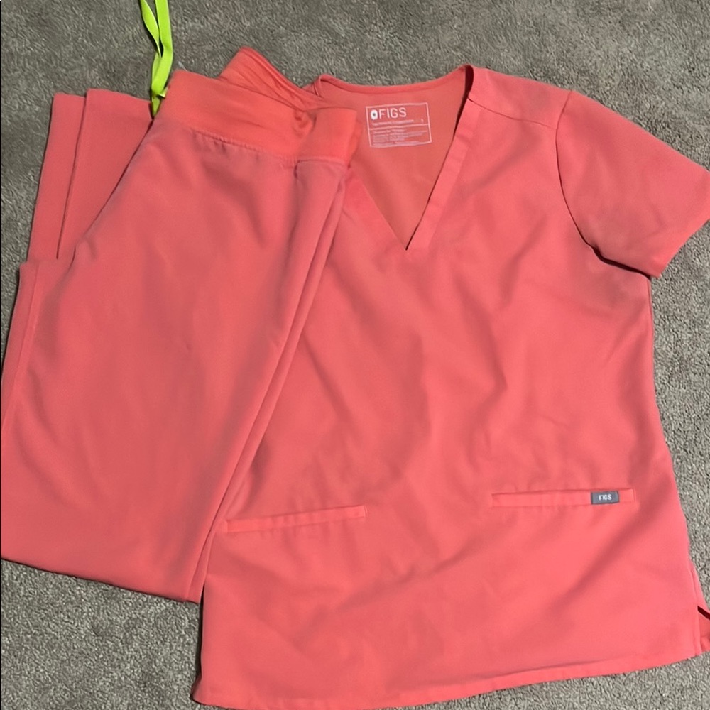 FIGS Vibrant Coral Medical Scrubs